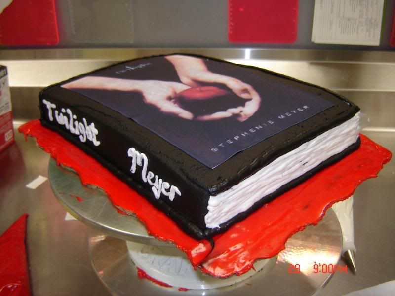twilight Book Cake Pictures, Images and Photos