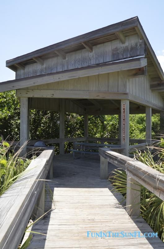  photo PicnicTableonBoardwalk.jpg