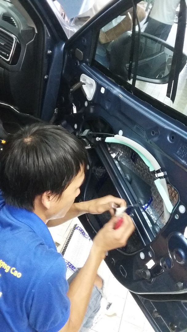 Dán cách âm chống ồn triệt để xe honda crv 2015 cam kết an toàn - 5