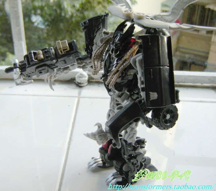 transformers 3 dark of the moon shockwave toy. Transformers: Dark Of The Moon