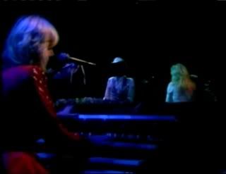 Fleetwood Mac In Concert, The Mirage Tour 1982 DVDrip H264 MP4 Music Lovers Release Group preview 5