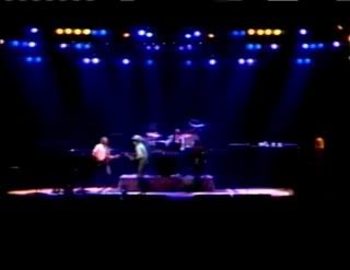 Fleetwood Mac In Concert, The Mirage Tour 1982 DVDrip H264 MP4 Music Lovers Release Group preview 6