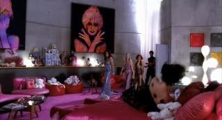 Josie & The Pussycats 2001 DVDrip H264 MP4 Music Lovers Release Group preview 8