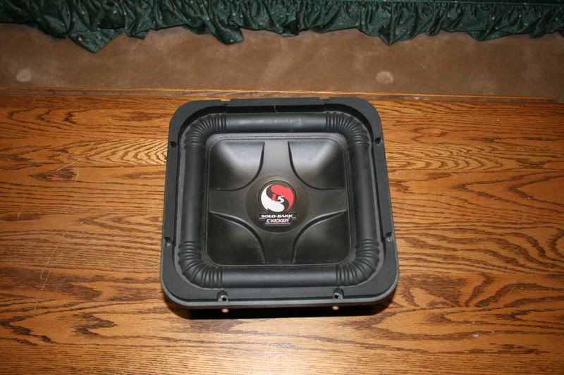 FS Kicker Solo baric L5 sub and Kicker Amp