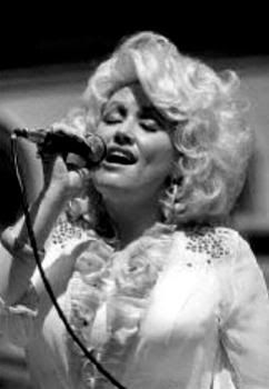 http://i36.photobucket.com/albums/e36/jenlhughes/Dolly_Parton_25.jpg