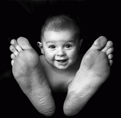 big-feet.gif
