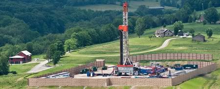 fracking,hydraulic fracturing,wellpad