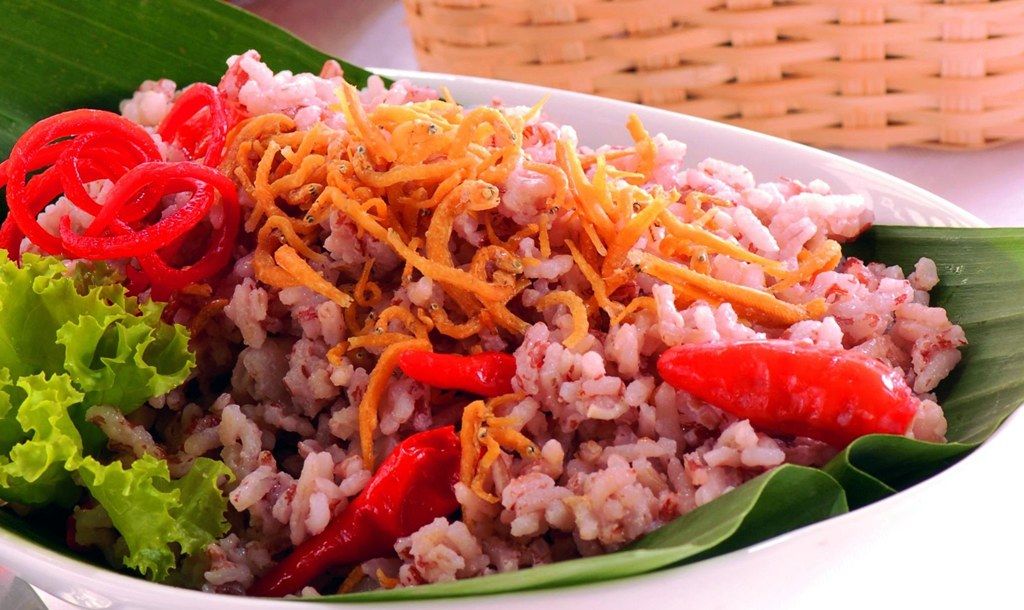 Salah Satu Cara Membesarkan Pantat Tepos Yaitu Mengganti Nasi Putih Dengan Nasi Merah