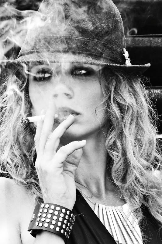 IMAGE: http://i36.photobucket.com/albums/e42/domgravine/IMG_2082.jpg