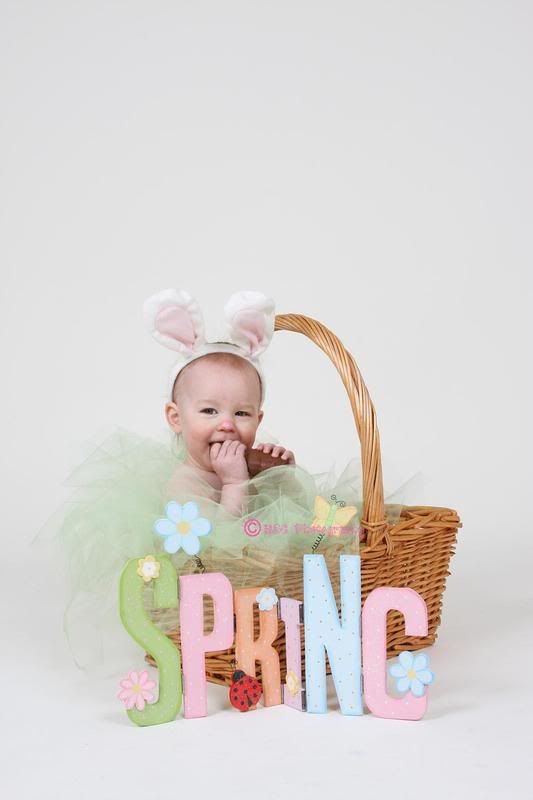 IMAGE: http://i36.photobucket.com/albums/e47/Erinlanesmith/IMG_6235.jpg