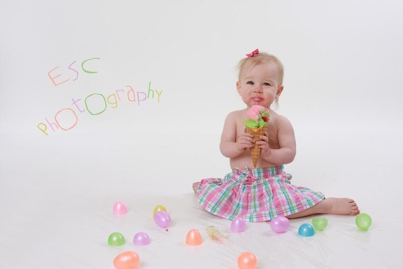 IMAGE: http://i36.photobucket.com/albums/e47/Erinlanesmith/writtenname.jpg