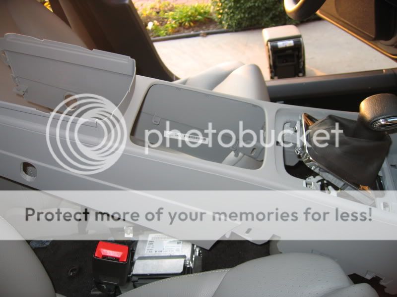 B6 Euro Cup Holder install with Pic's | Volkswagen Passat Forum