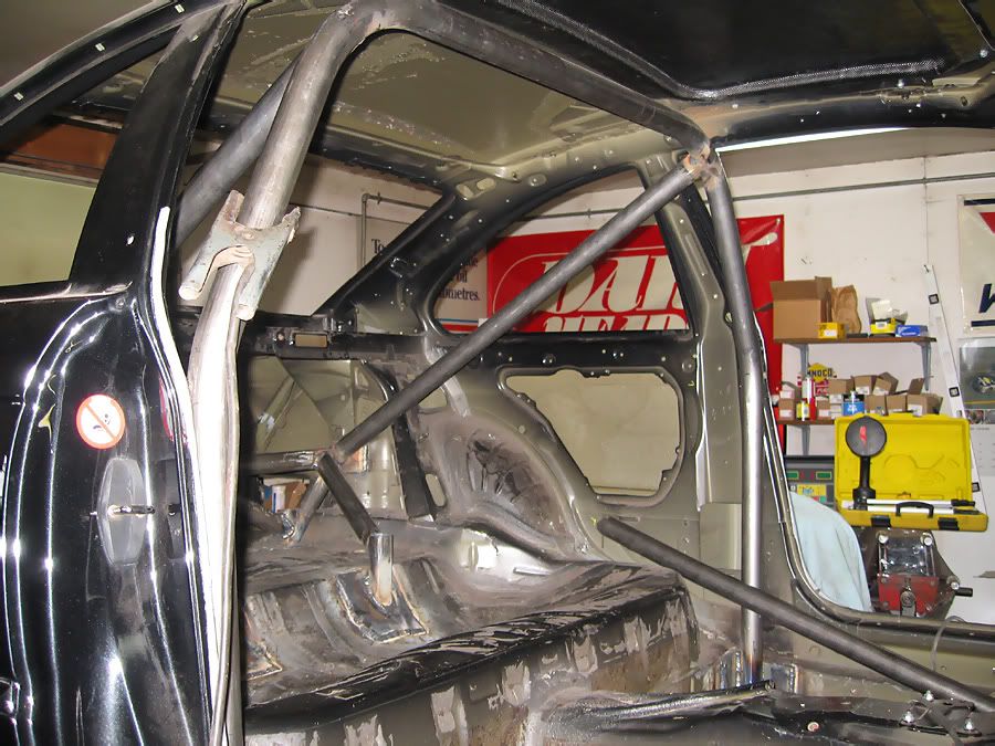 E46 Roll Cage advice: Front down tubes