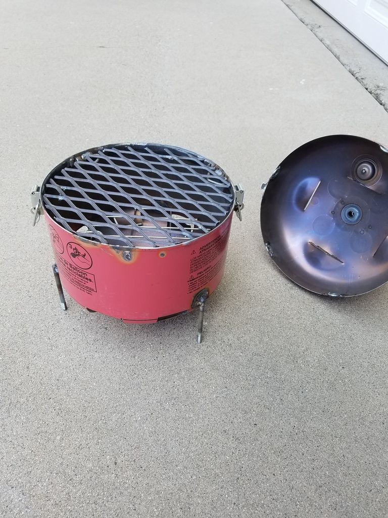 Obligatory BBQ grill from old helium balloon tank