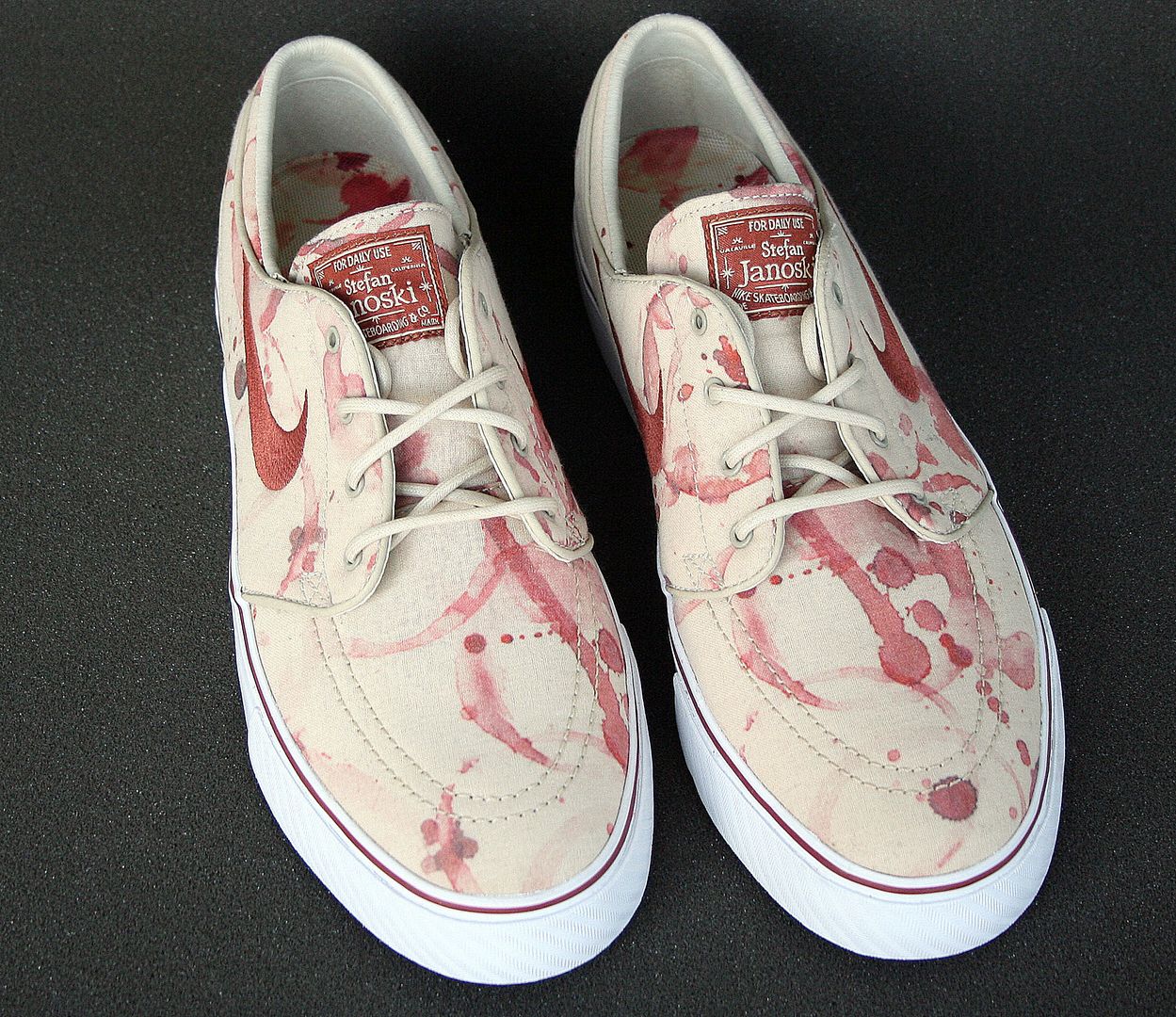 NIKE STEFAN JANOSKI BLOOD SPLATTER SB UNRELEASED SAMPLE  