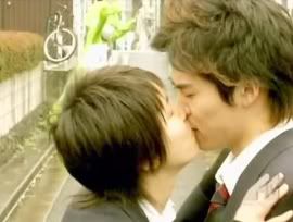 Awww, innocent love!