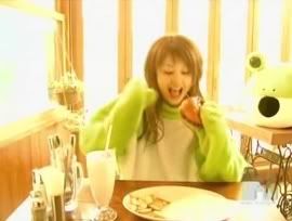 Wow, she can eat a lot! Bigaku!